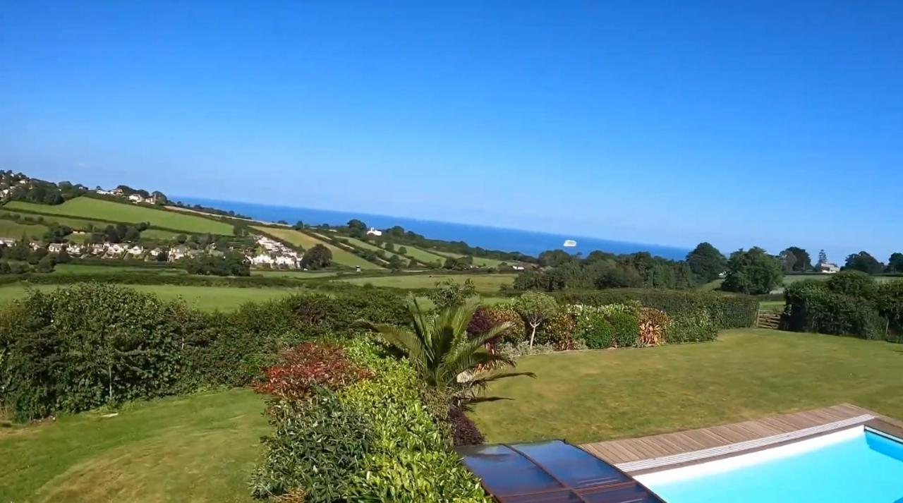 Halekulani Devon Homestay Torquay Exterior photo